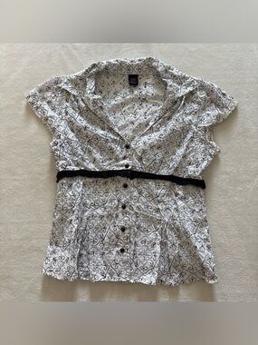 Y2K Large Wrapper White Black Embroidered Lace Floral Short Sleeve Shirt
